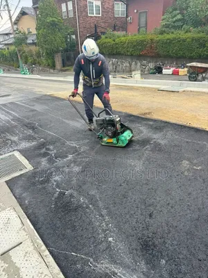 Asphalt Road Construction Service