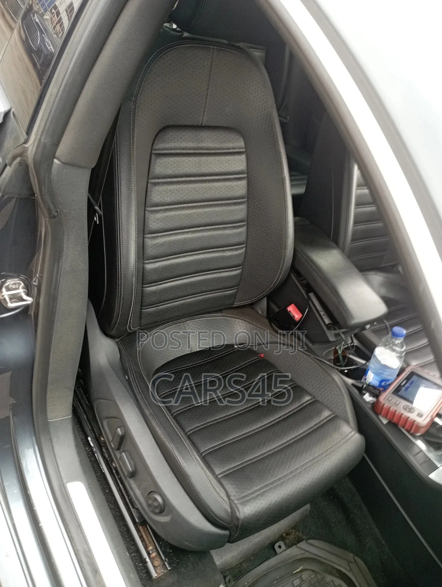 Volkswagen Passat 2014 Black