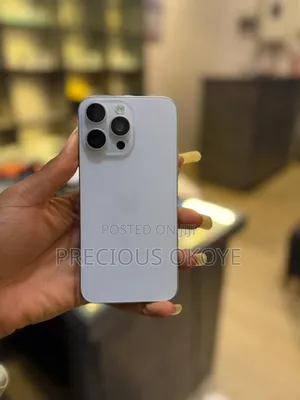 Apple iPhone 15 Pro Max 256 GB White