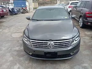 Volkswagen Passat 2014 Black