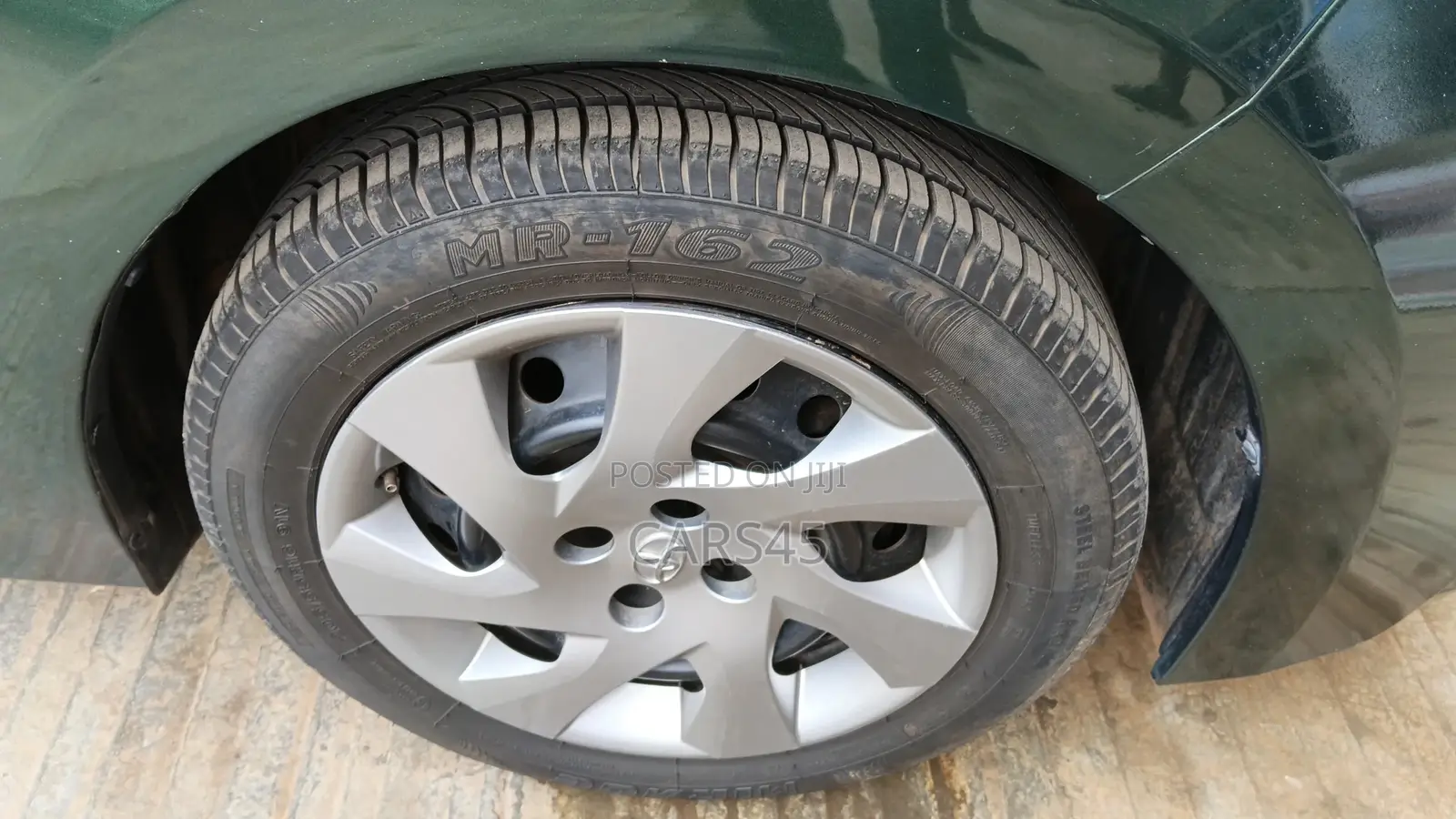 Toyota Corolla 2015 Green