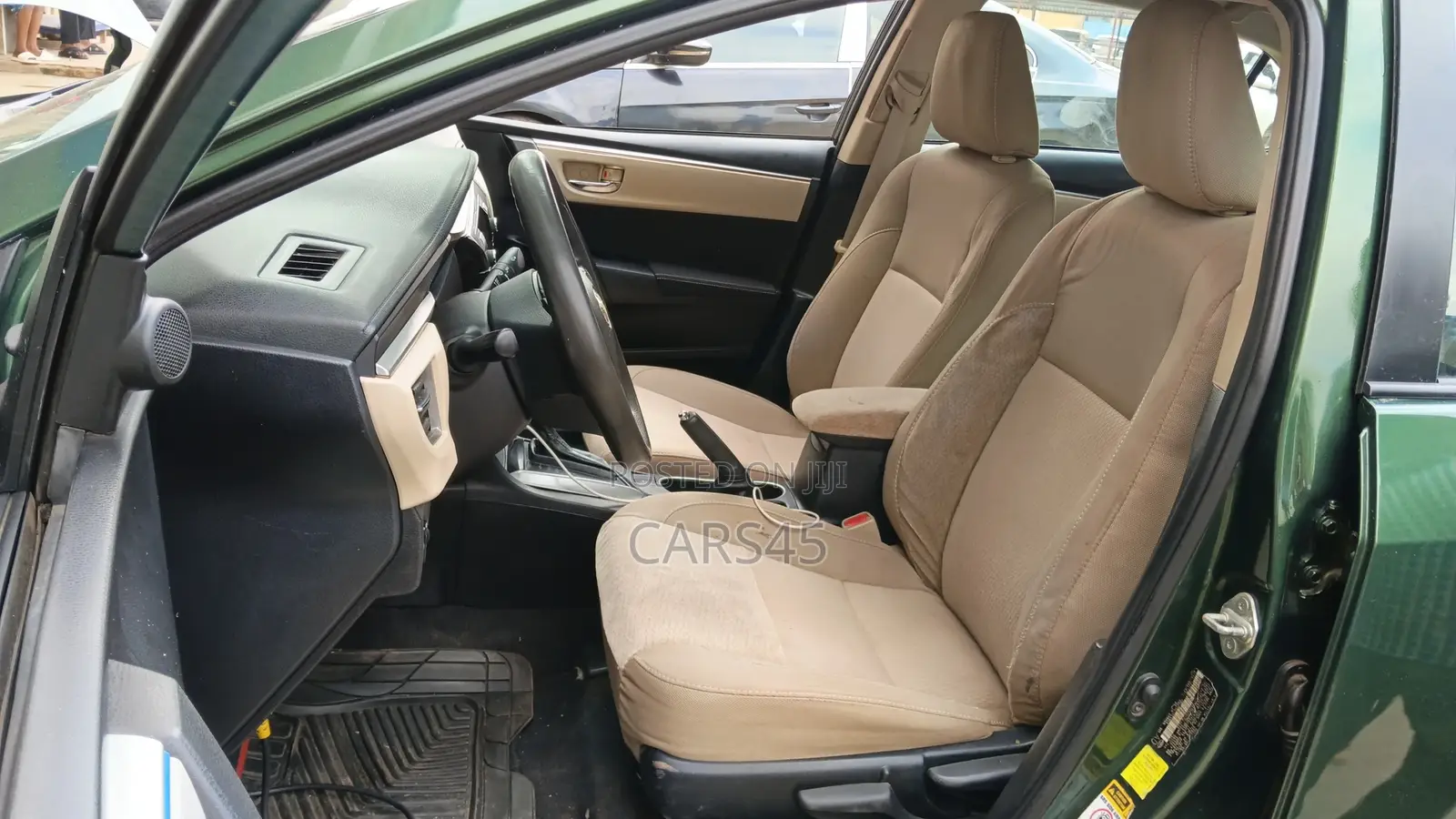 Toyota Corolla 2015 Green