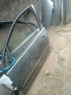 Driver Side Door Golf 5