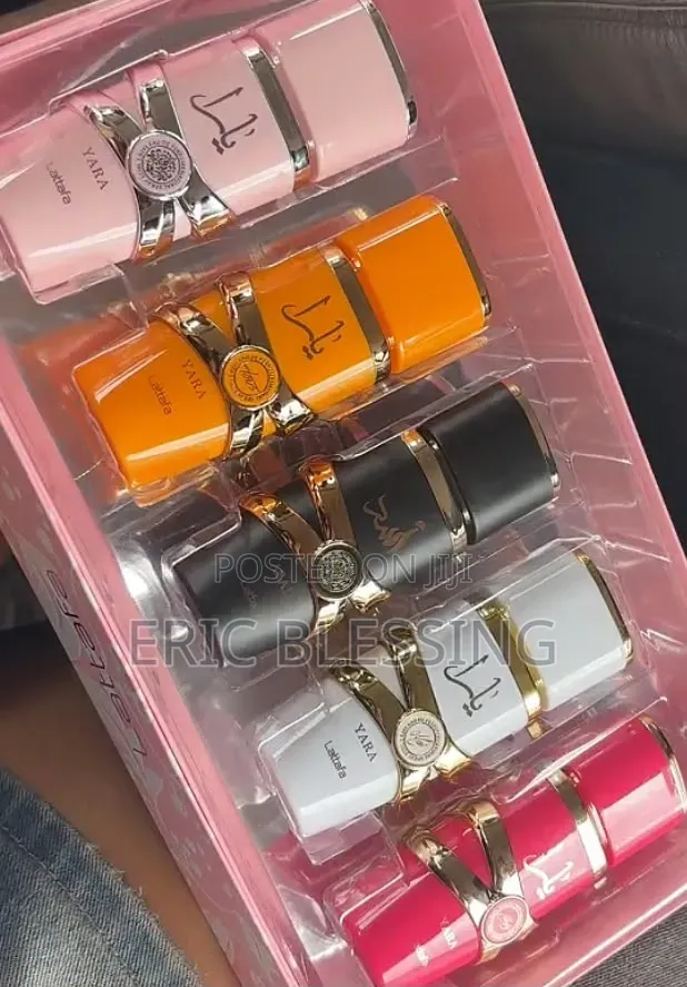 Blizzy's Comestic Collections