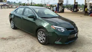 Toyota Corolla 2015 Green