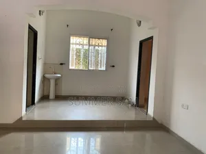 2bdrm Apartment in Shelter Extension for rent