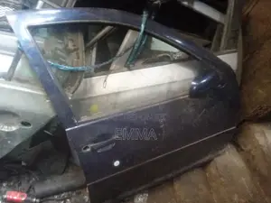 Front Right Side Door Golf 4