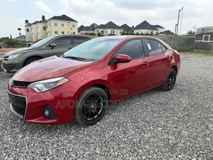 Toyota Corolla LE 4dr Sedan (1.8L 4cyl CVT) 2016 Red