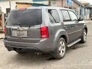 Honda Pilot 2012 Gray