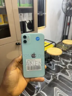 Apple iPhone 11 64 GB Blue