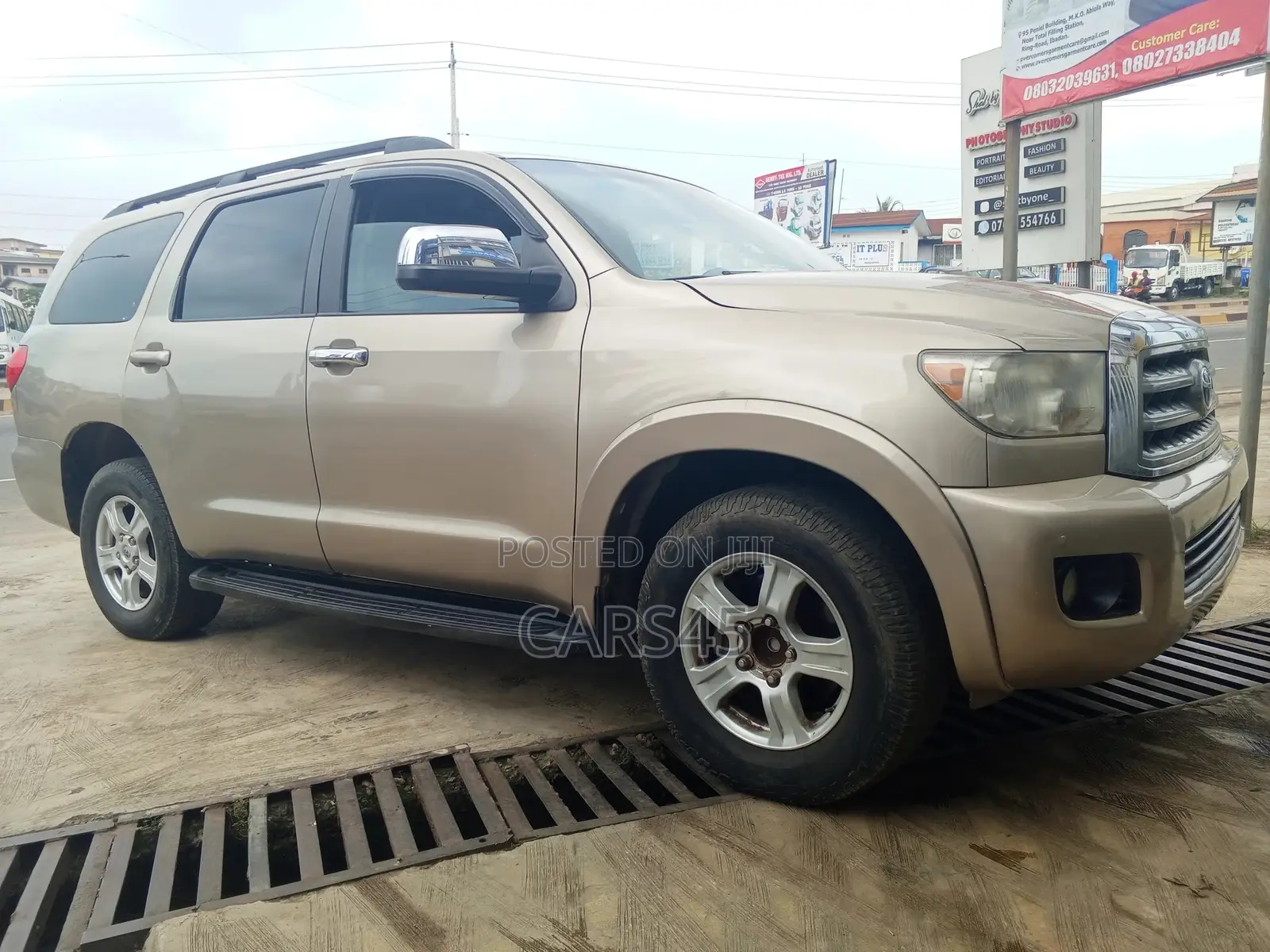 Toyota Sequoia 2008 Beige