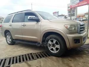 Toyota Sequoia 2008 Beige