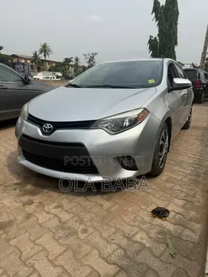 Toyota Corolla LE Eco Premium 4dr Sedan (1.8L 4cyl CVT) 2014 Silver