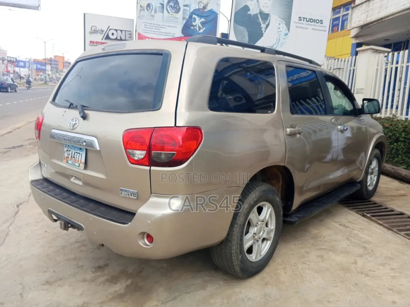 Toyota Sequoia 2008 Beige