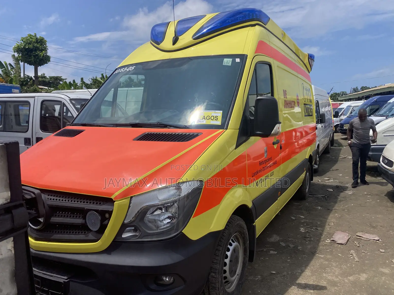Mercedes-Benz Sprinter 2018 Yellow
