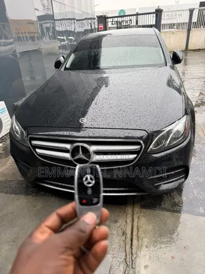 Mercedes-Benz E300 2018 Black