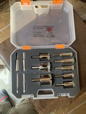 Hole Saw and Drill Bit Set