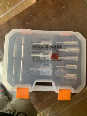 Hole Saw and Drill Bit Set
