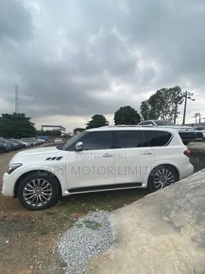 Infiniti QX80 2015