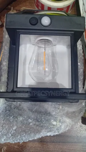 Solar Interaction Wall Lamp