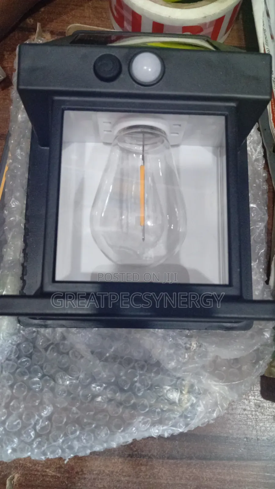 Solar Interaction Wall Lamp