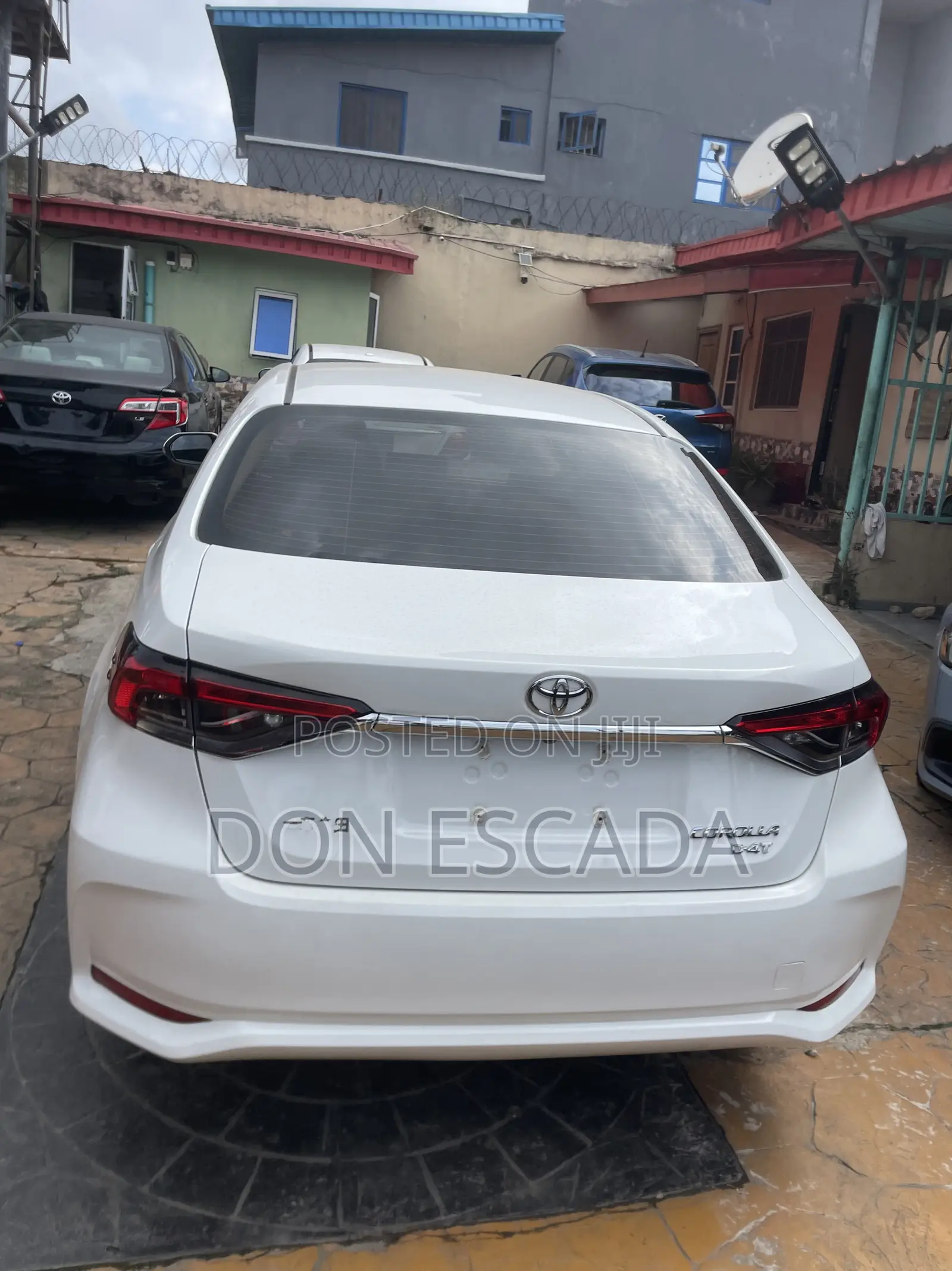 Toyota Corolla 2023 White