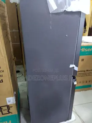 Keep Your Drinks Chilled With the Hisense 124-Litre Refrigerator