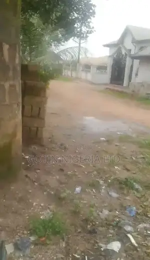 50×100ft Bare Land in Developed Area, Oko Cantral, GRA