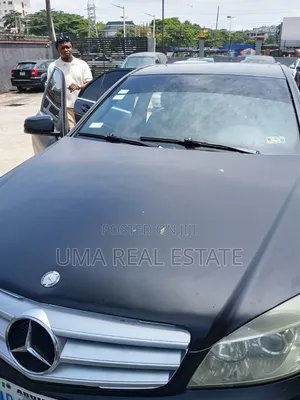Mercedes-Benz C300 2009 Black