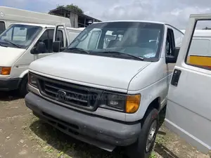 Ford E250 2010 White