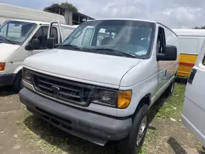Ford E250 2010 White