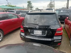Mercedes-Benz GLK-Class 2012 Black