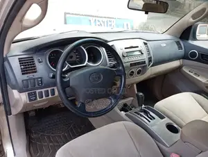 Toyota Tacoma 2007 Beige