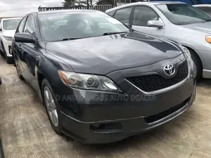 Toyota Camry SE 4dr Sedan (2.4L 4cyl 5A) 2009 Gray