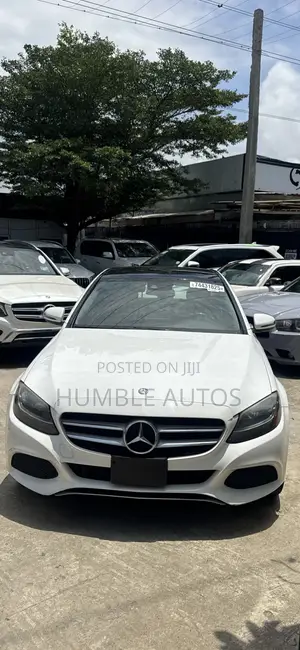 Mercedes-Benz C300 2016 White