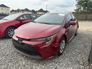 Toyota Corolla LE 2022 Red