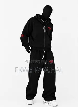 Stylish Men's 2-Piece Tracksuit – Black