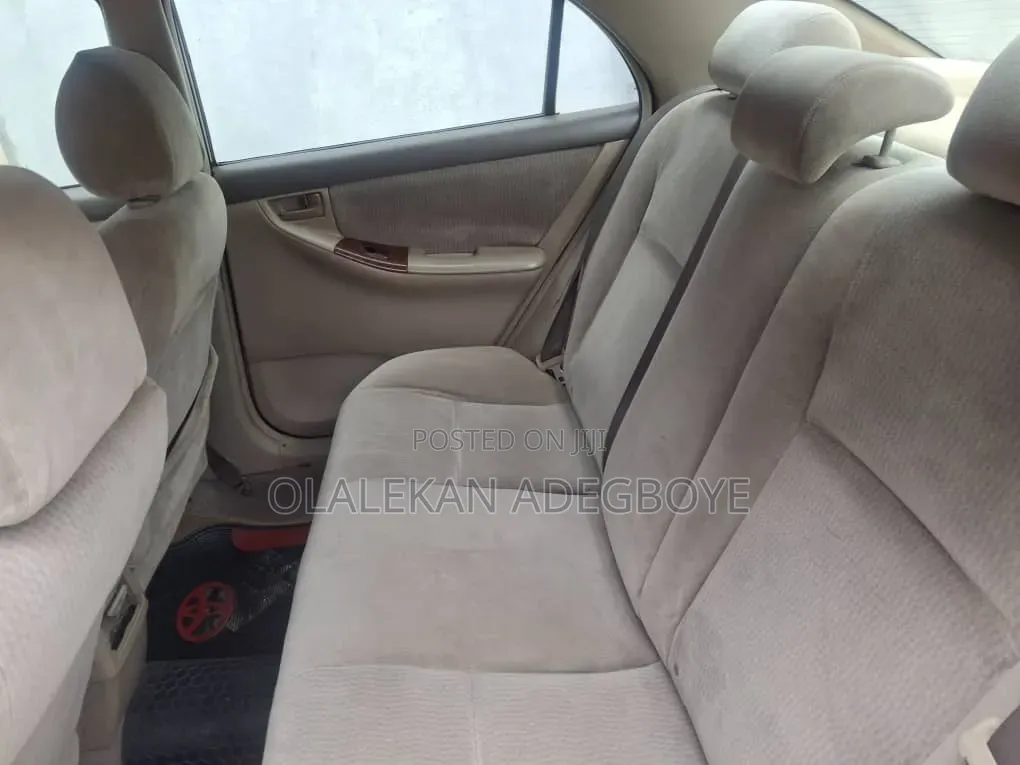 Toyota Corolla 2005