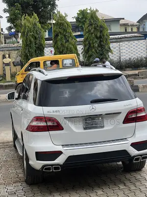 Mercedes-Benz M Class 2015 White