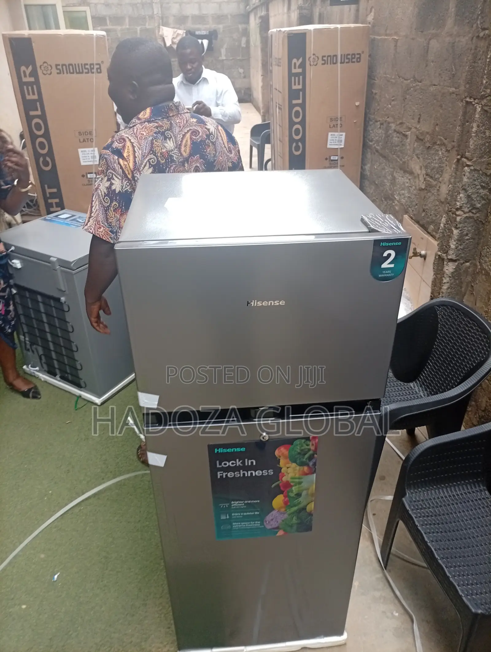 Hisense Quality Double Door Fridge With Freezer Compartment