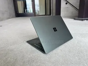 New Laptop Microsoft Surface 16GB Qualcomm Snapdragon X Plus SSD 512GB