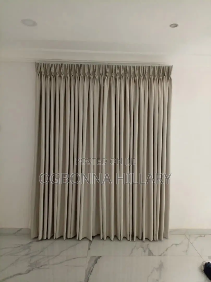 This Is a Quality Turkey Curtain