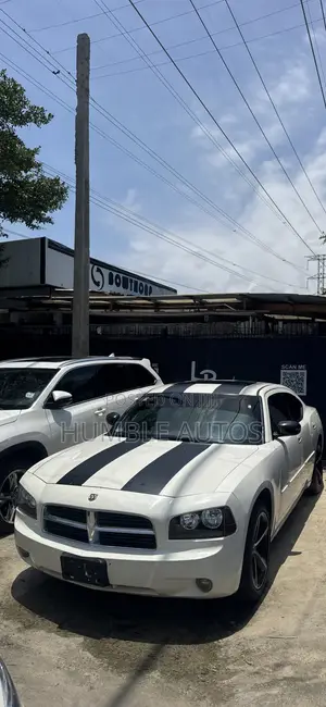 Dodge Charger 2015 White