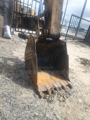 320 Escavator