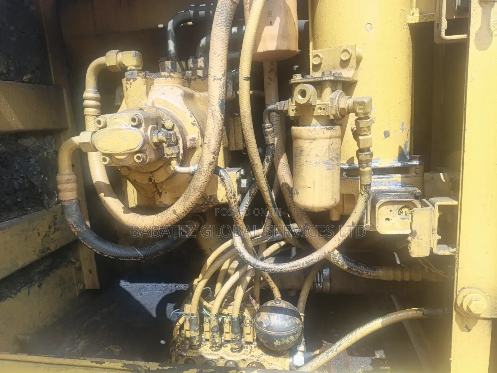 320 Escavator