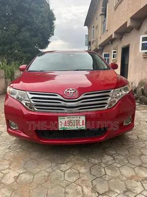Toyota Venza V6 AWD 2010 Red