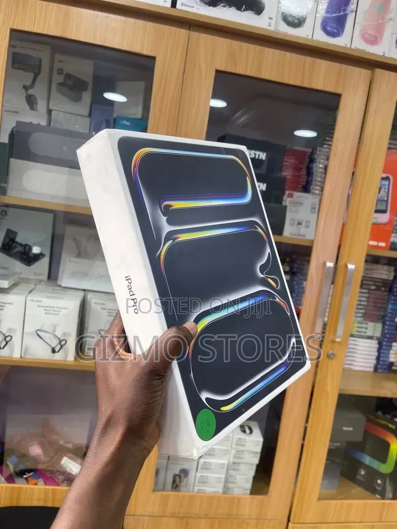 New Apple iPad Pro 13 (2025) 2 TB Black