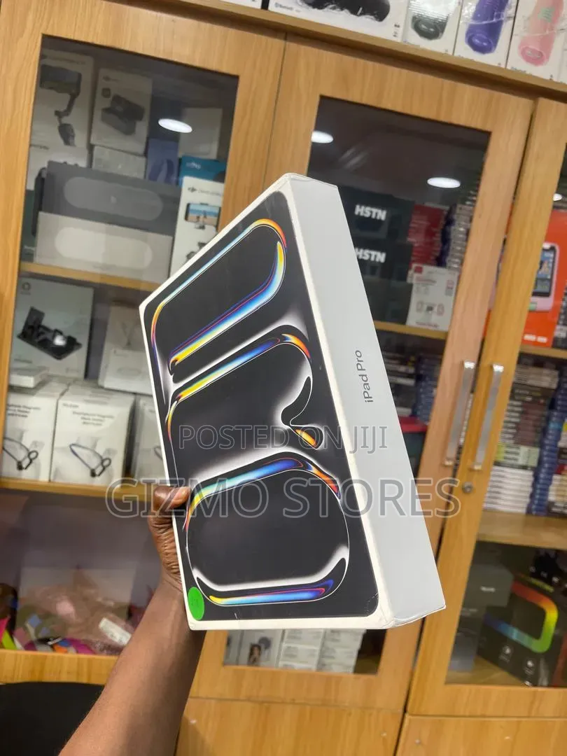 New Apple iPad Pro 13 (2025) 2 TB Black