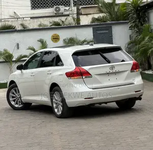 Toyota Venza AWD 2010 White