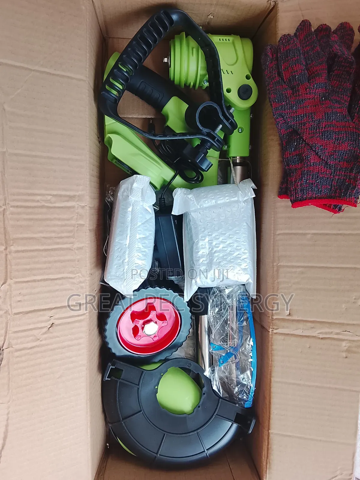 Rechargeable Grass Cutter With Tyres